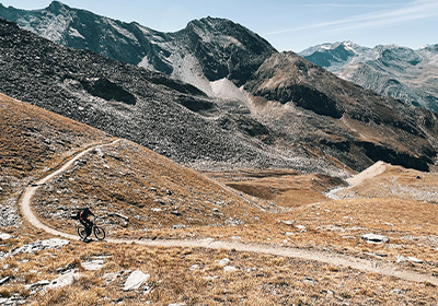 Electric mountain bike stay in Aosta