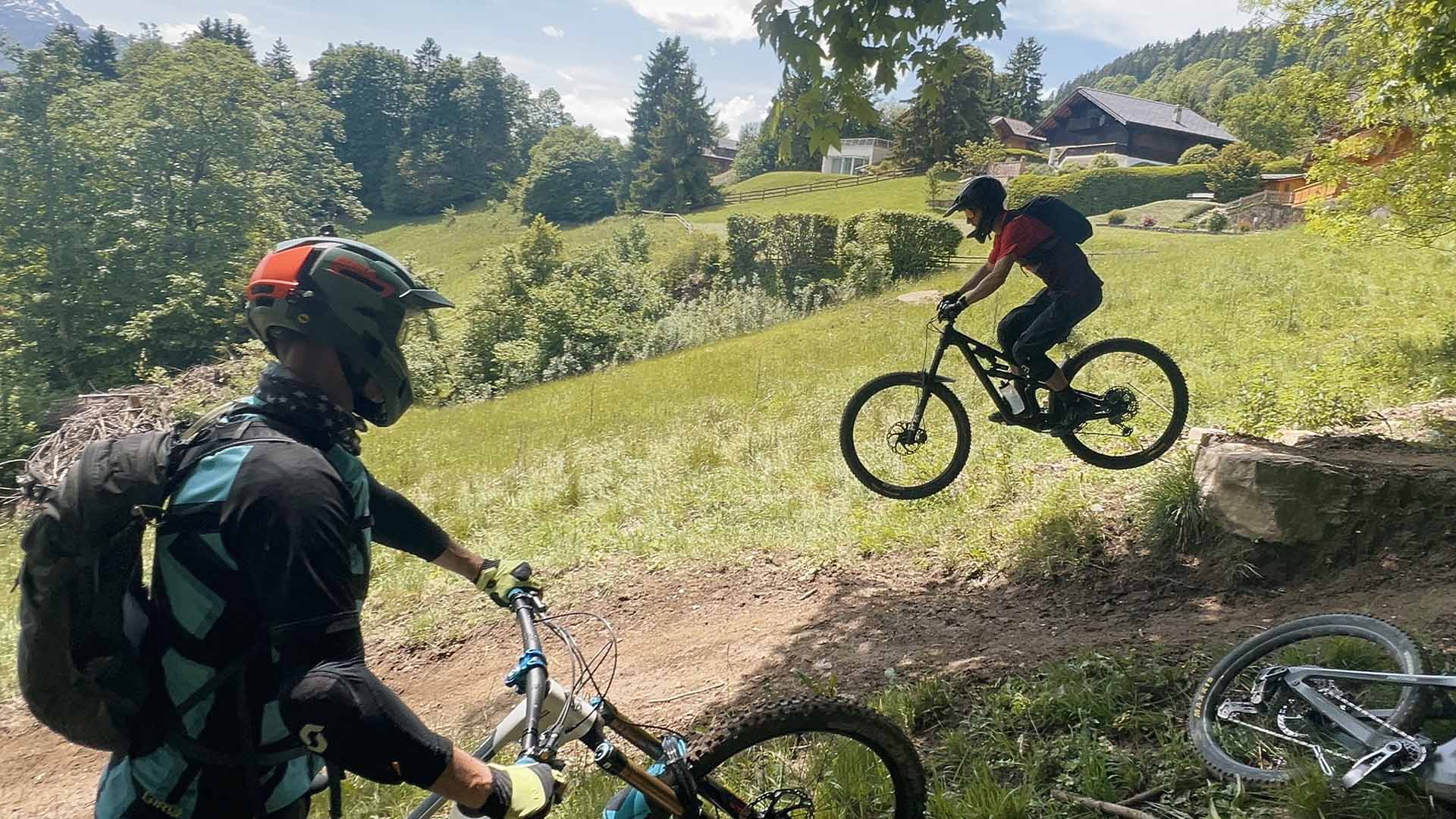Mountainbike-Coaching: Fortschritte im eigenen Tempo, auf den besten Spots der Westschweiz 🚵‍♂️