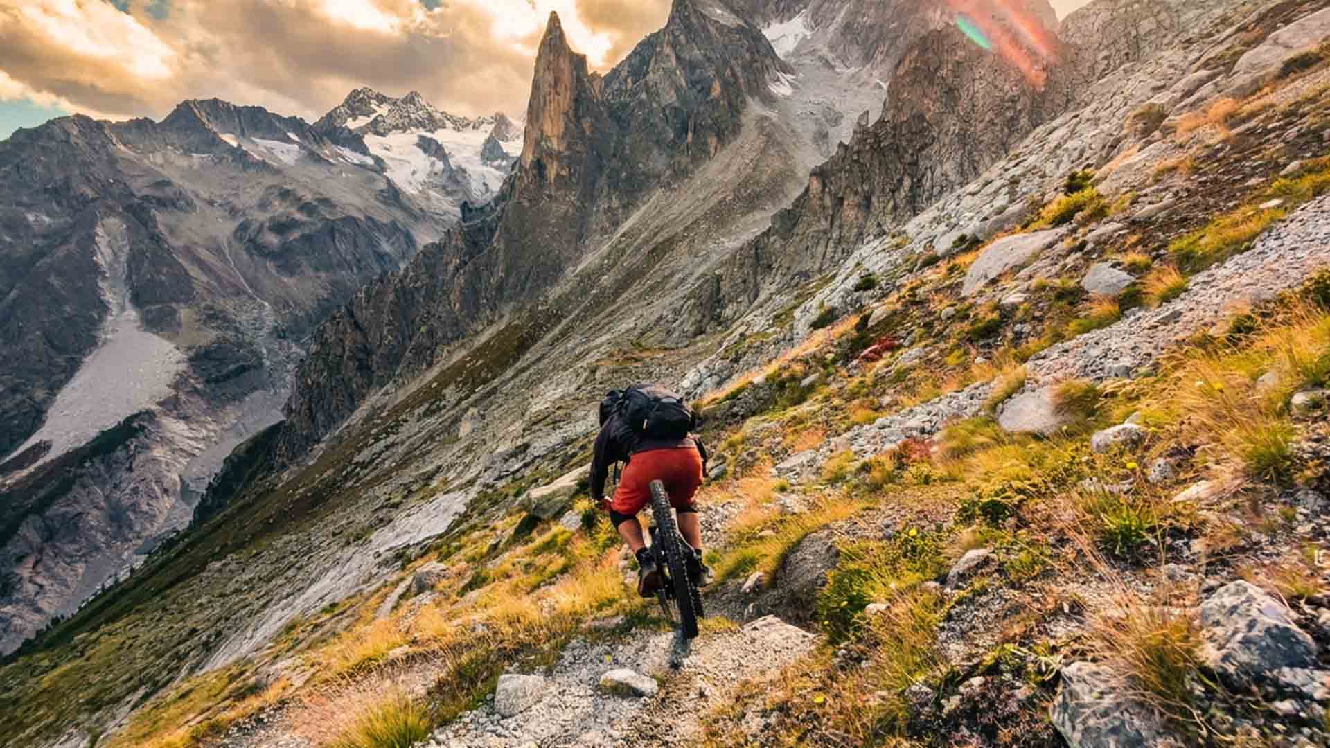 High-Altitude MTB in Valais: When Adventure Calls Right Outside the Office