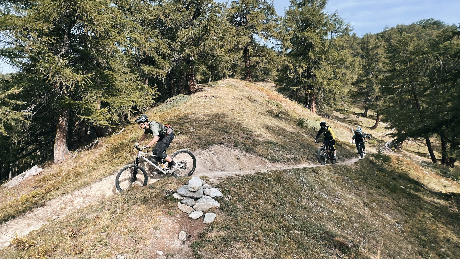 Navettes enduro en Haut-Valais