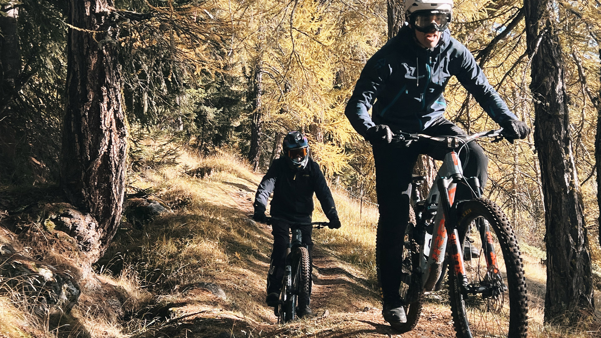 Navettes enduro en Valais