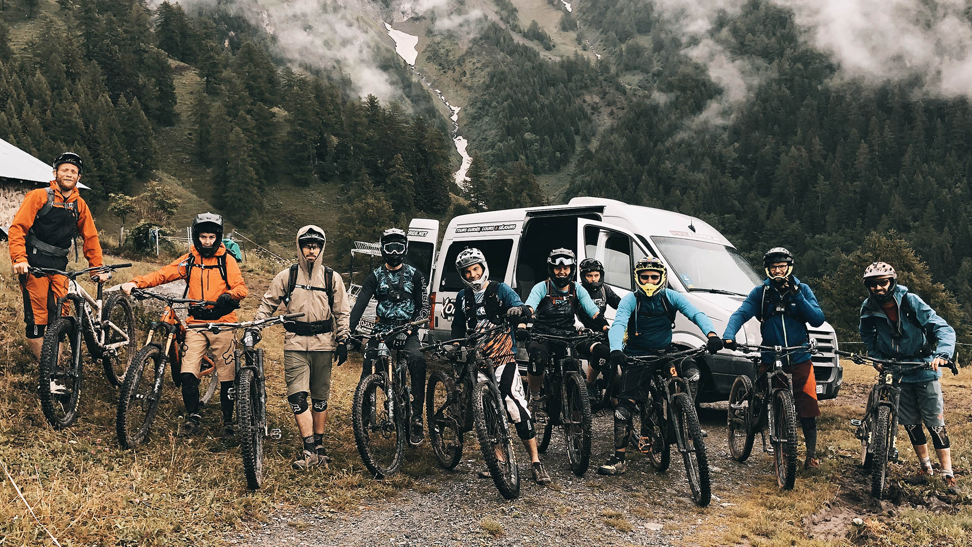 Navettes enduro en Valais