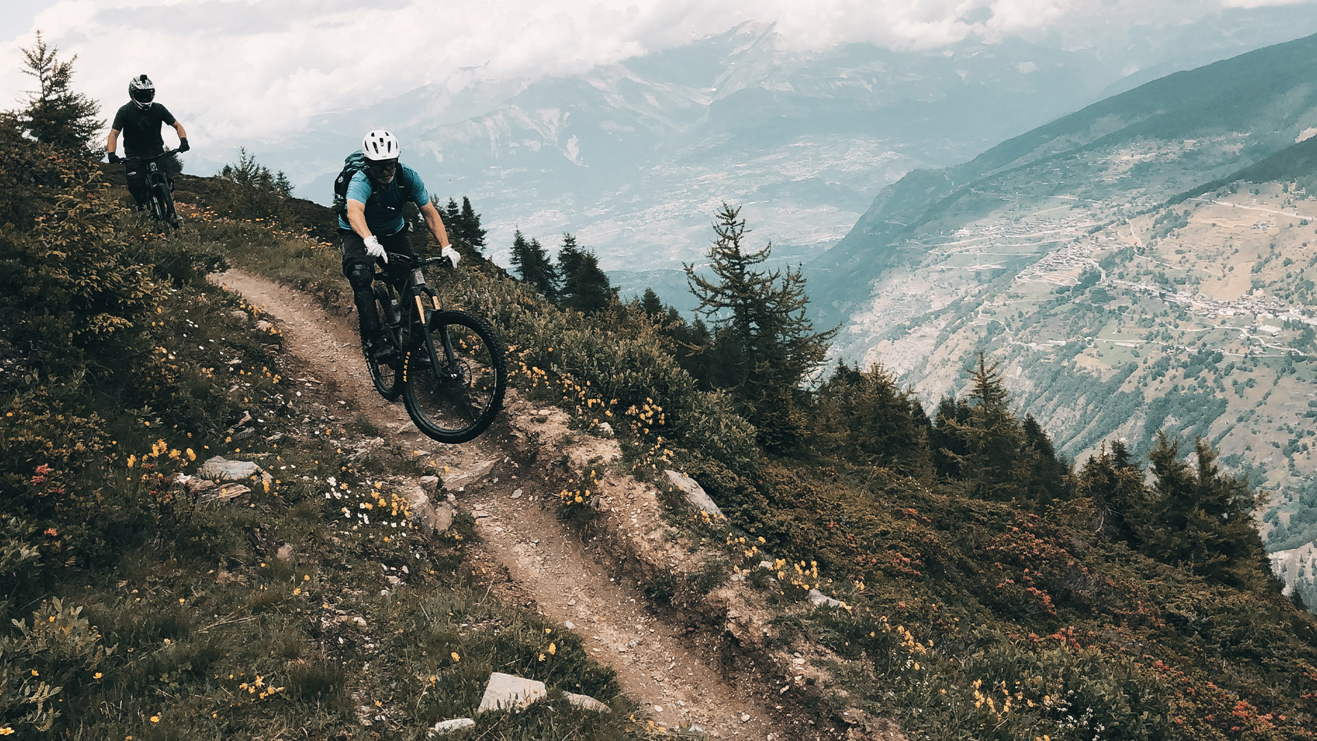 Navettes enduro en Valais central