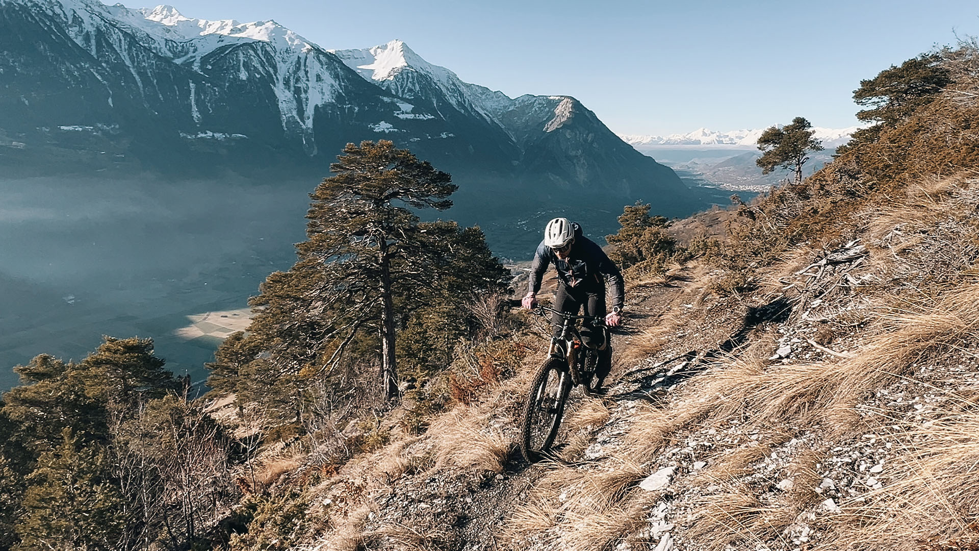 Geführter MTB-Enduro-Shuttletag im Oberwallis 3/4: die wilden Täler, über 5'000 Tiefenmeter