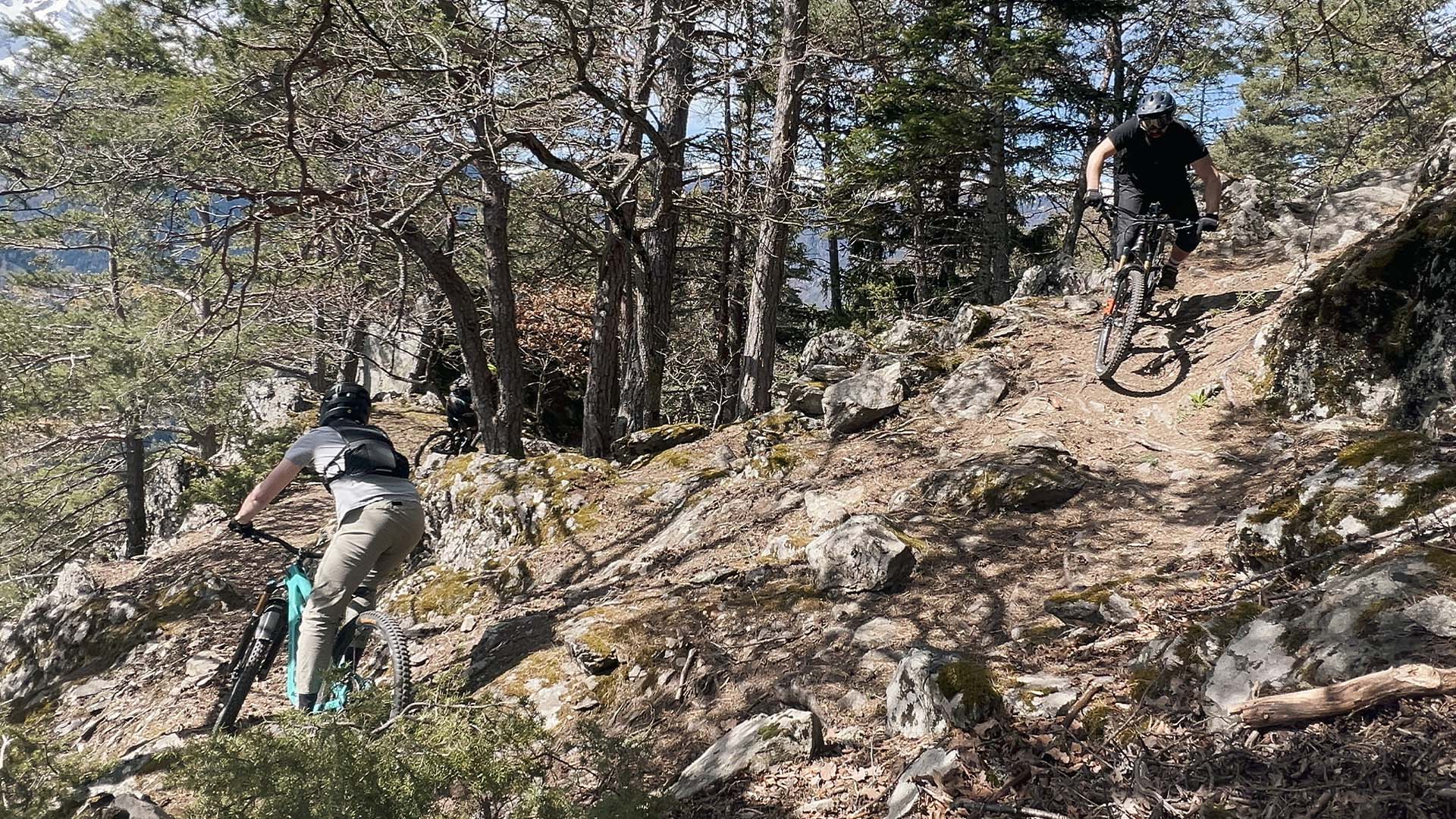 Navettes enduro en Valais