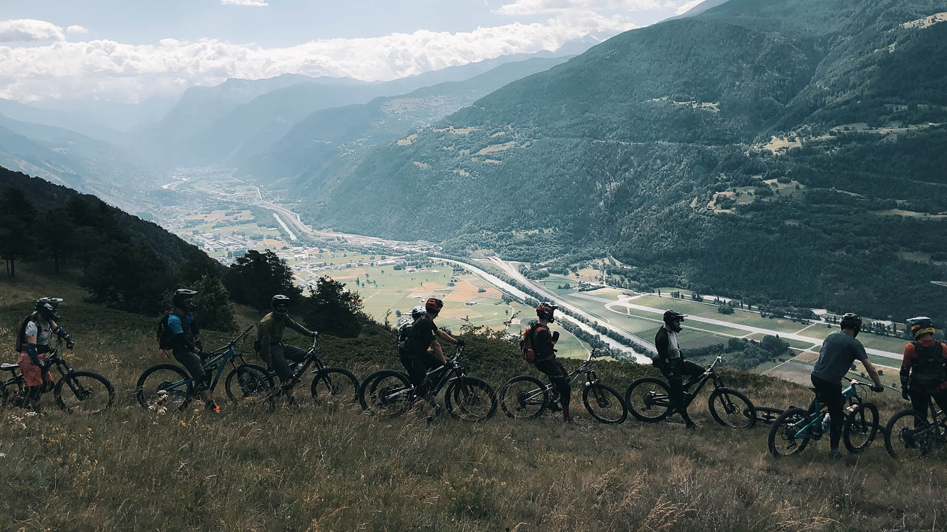 Navettes enduro en Valais