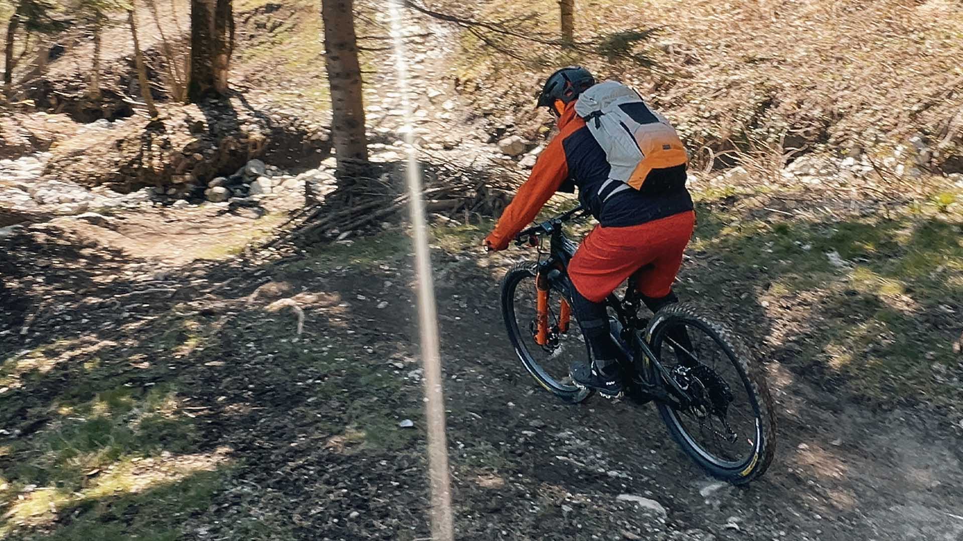 Intermediate MTB and e-bike skills course in Valais: move up a level