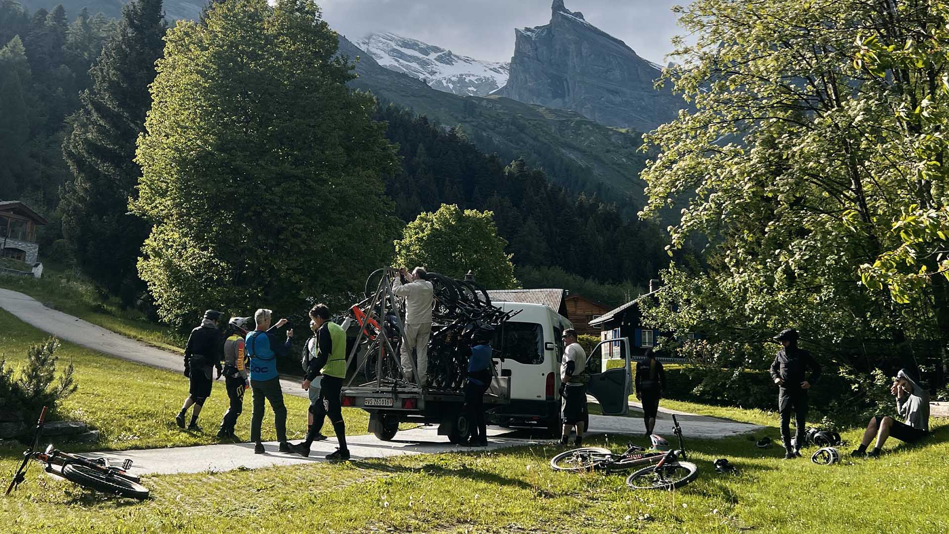 Navettes enduro en Valais