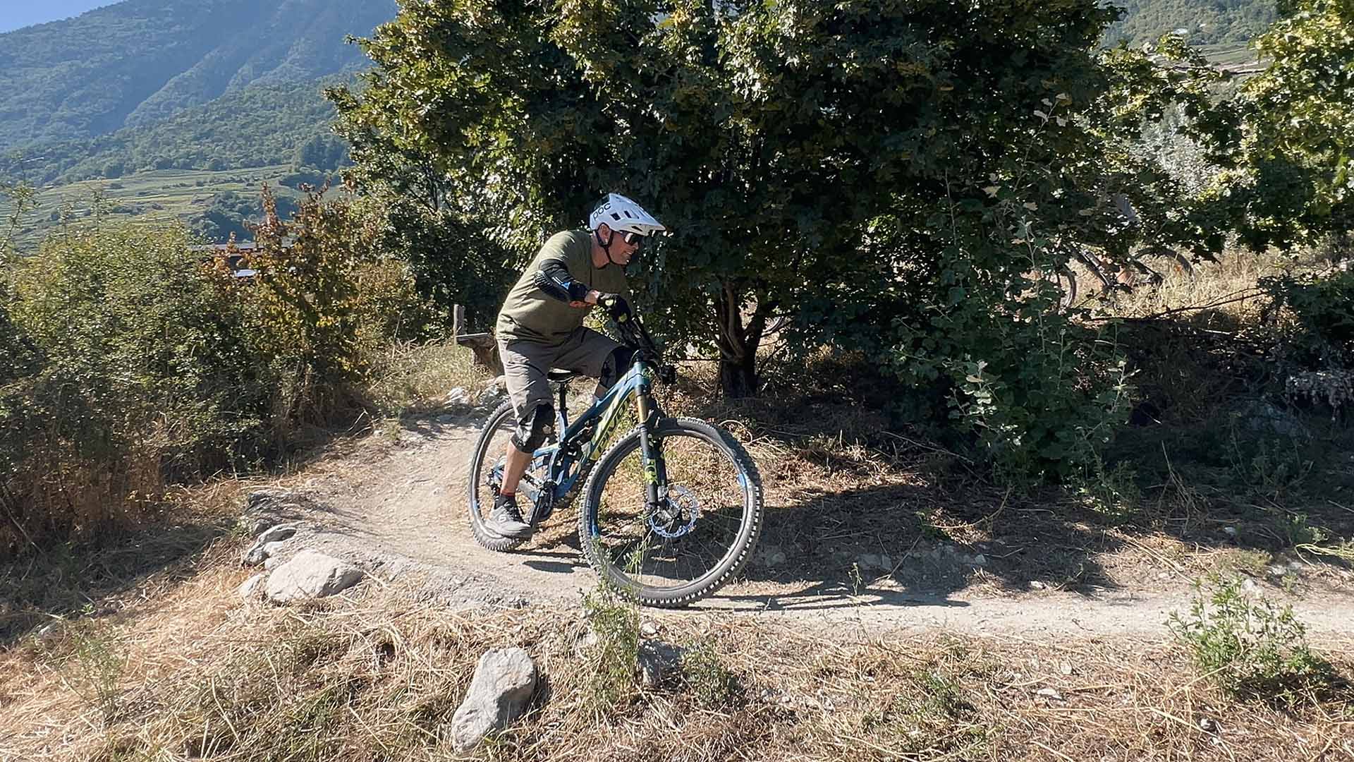 MTB coaching with a professional instructor in Switzerland