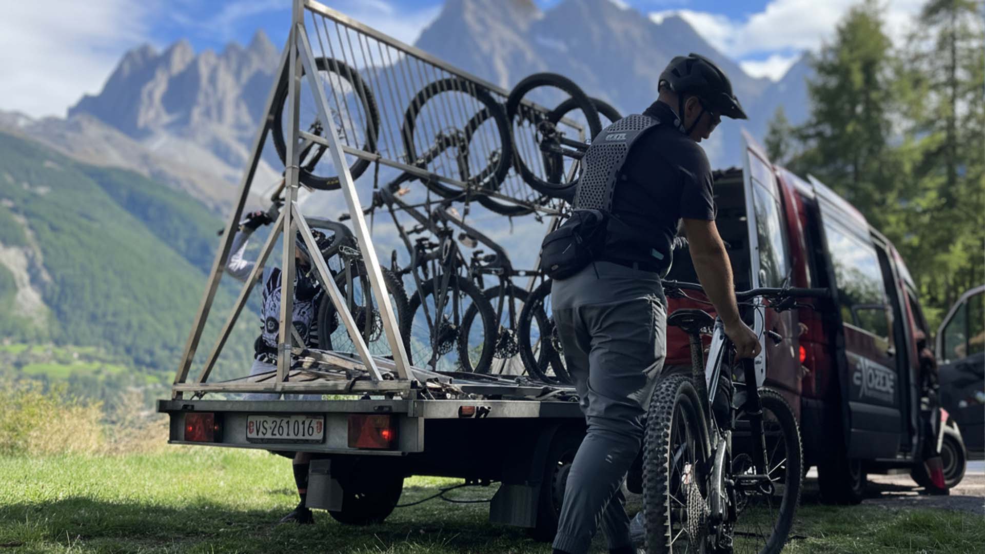 Navettes enduro en Haut-Valais