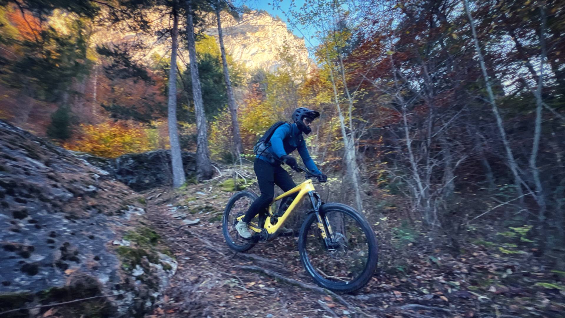 Navettes enduro en Bas-Valais