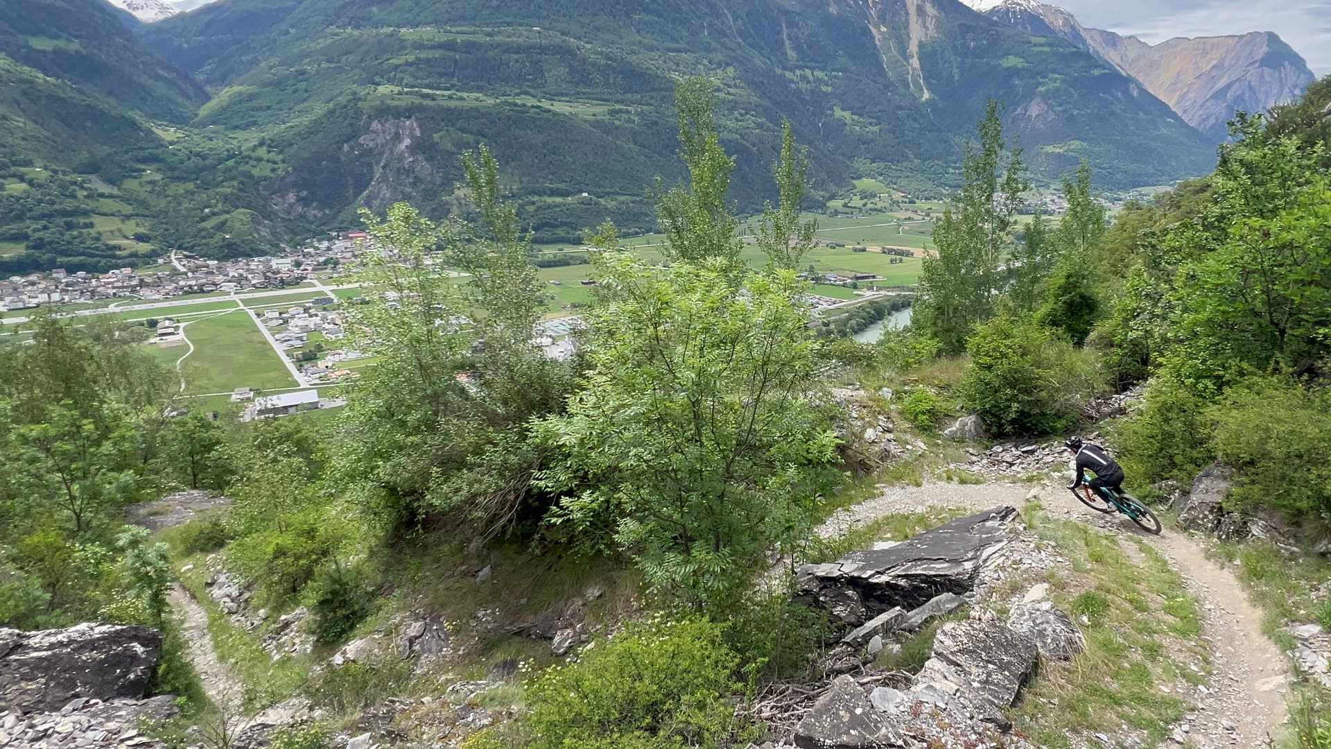 Navettes enduro en Haut-Valais