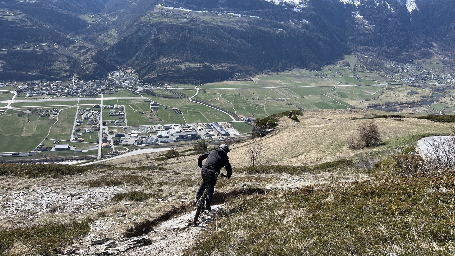 Navettes enduro en Haut-Valais