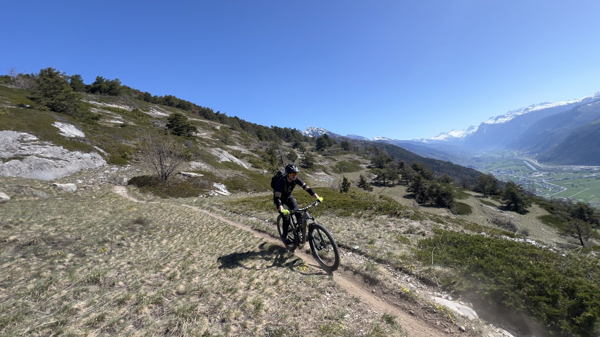 Navettes enduro en Haut-Valais