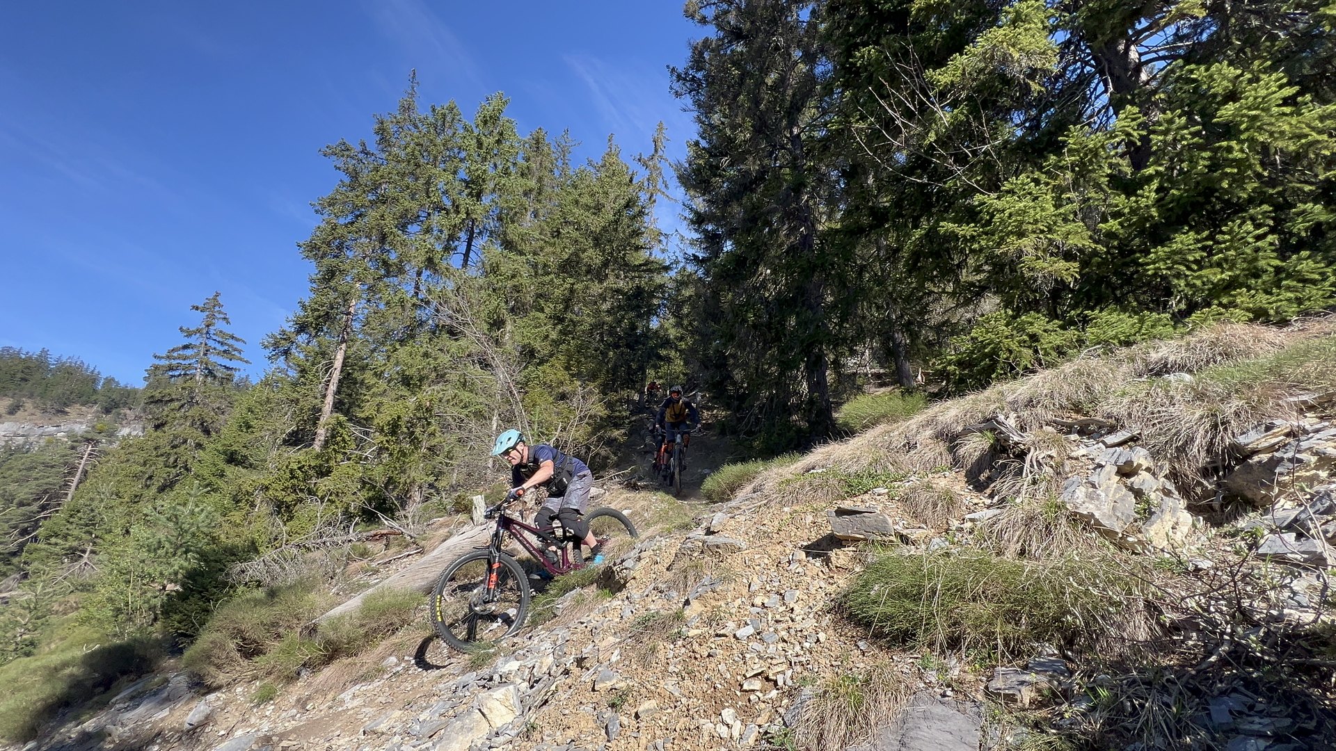 Navettes enduro en Valais