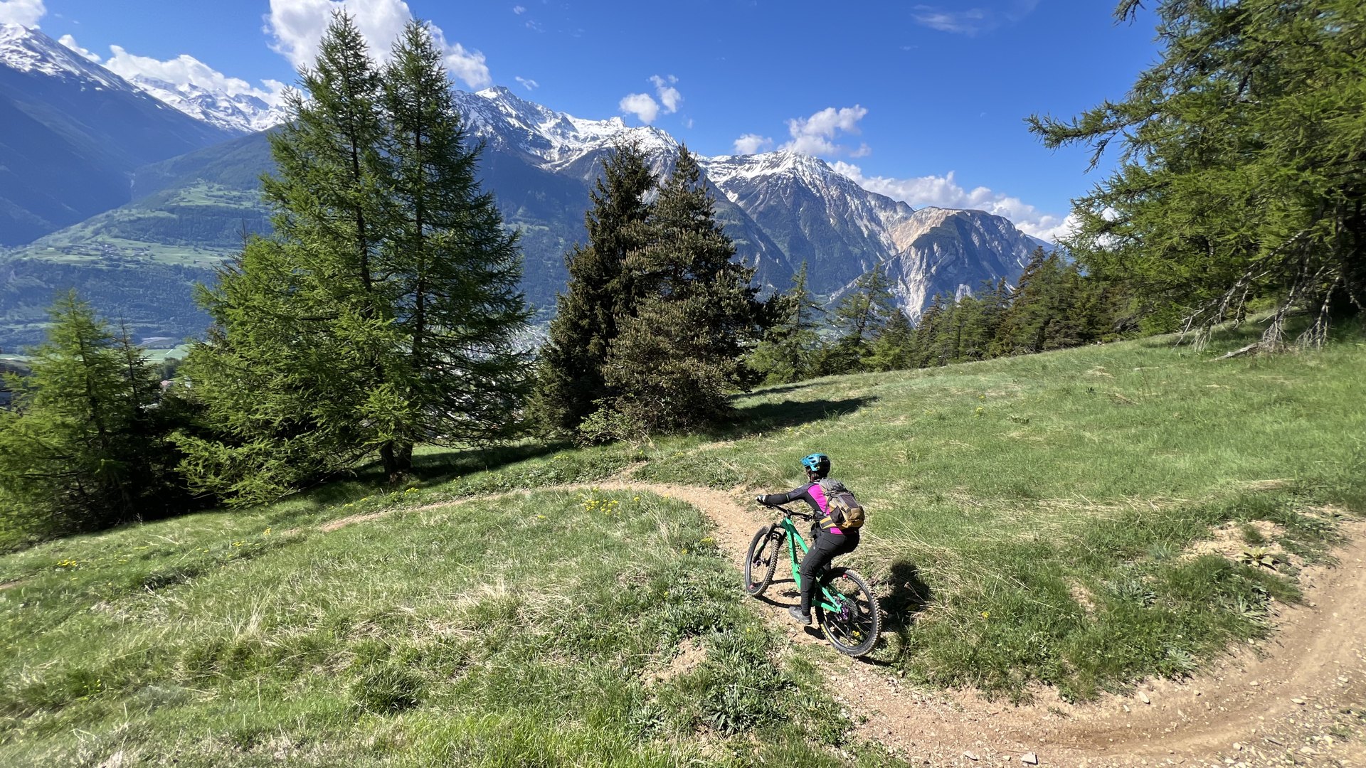 Navettes enduro en Haut-Valais