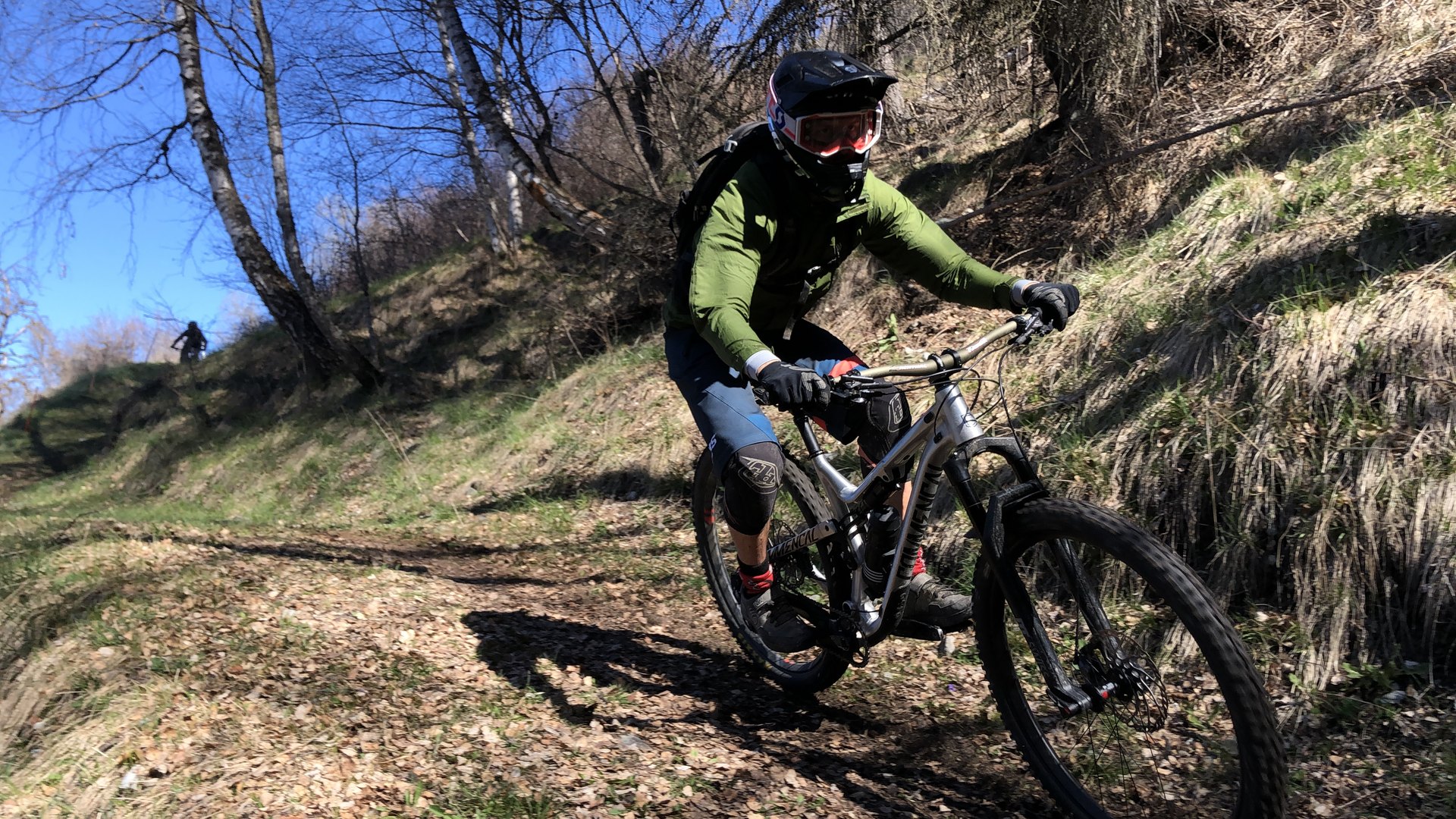 Navettes enduro en Valais central