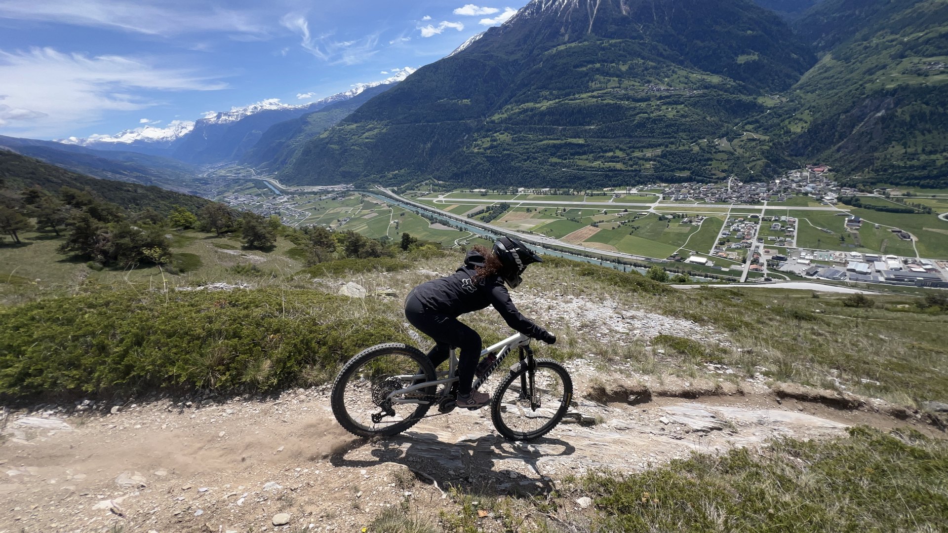 Navettes enduro en Haut-Valais
