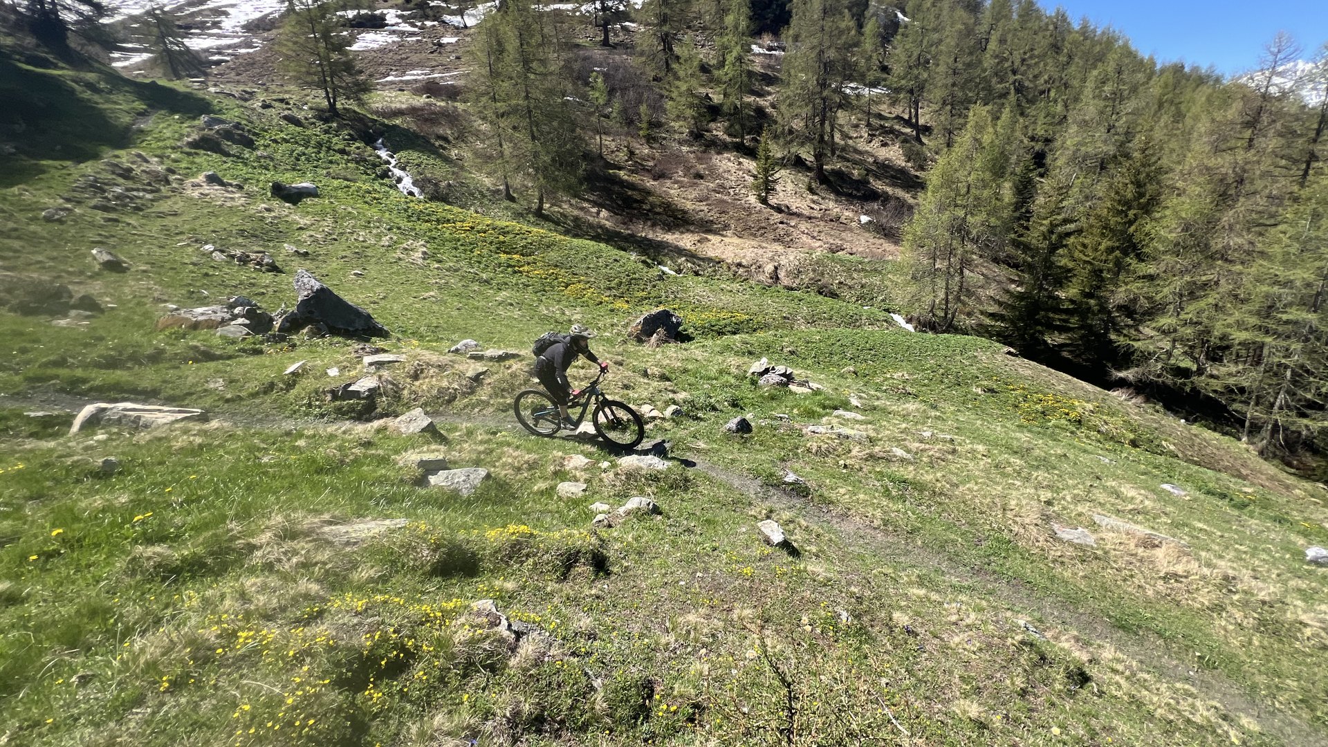 Navettes enduro en Valais
