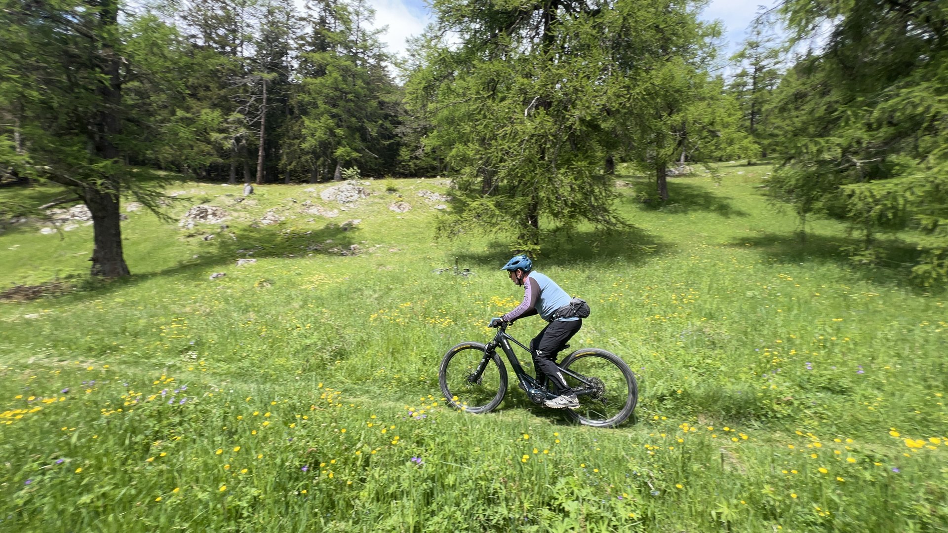 Navettes enduro en Valais