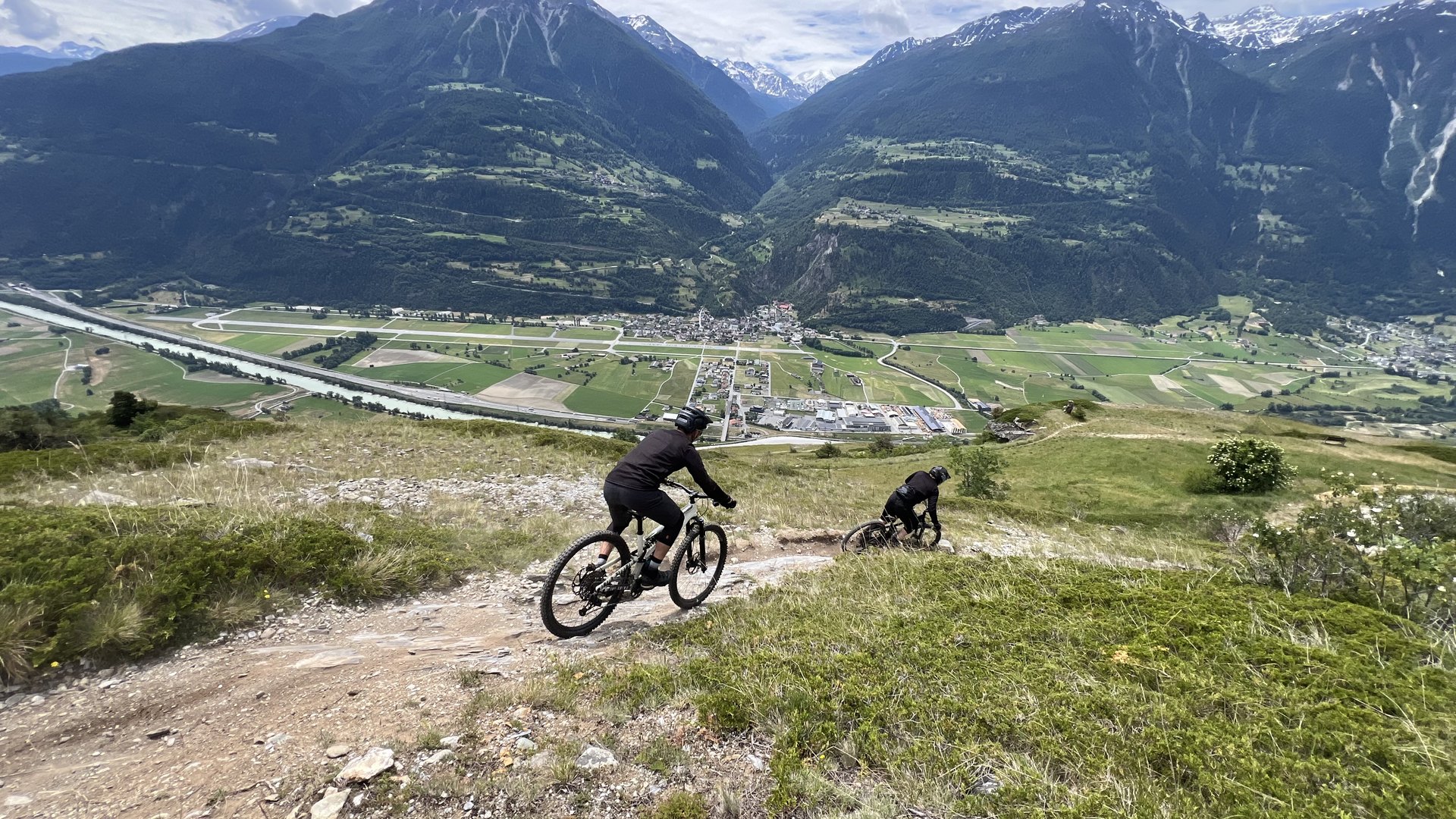 Navettes enduro en Haut-Valais