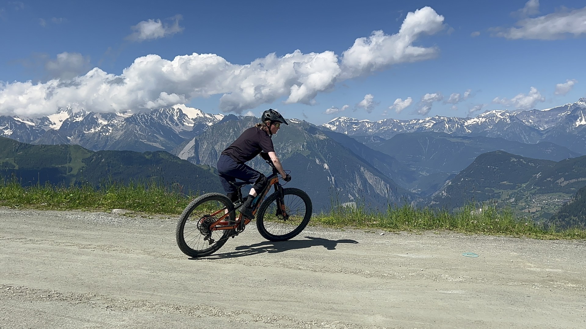MTB coaching with a professional instructor in Switzerland