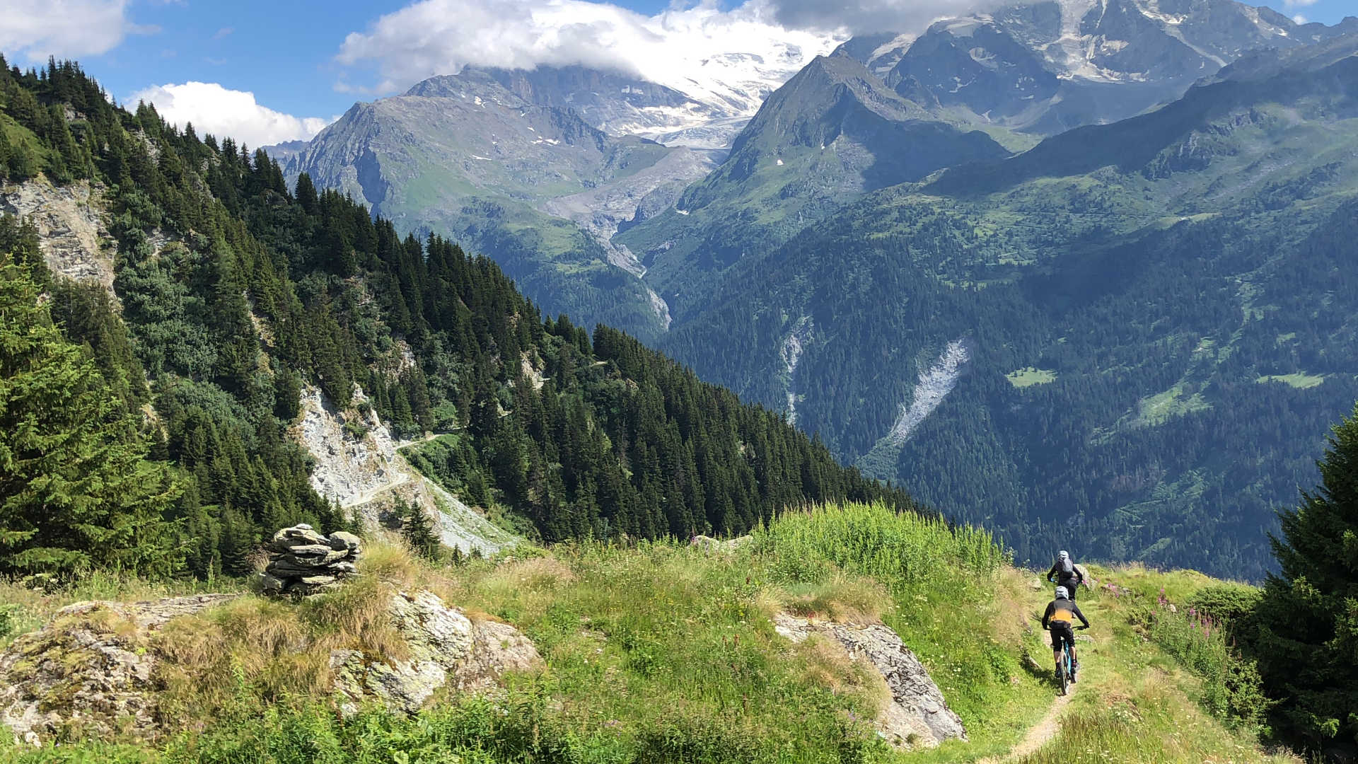 MTB coaching with a professional instructor in Switzerland