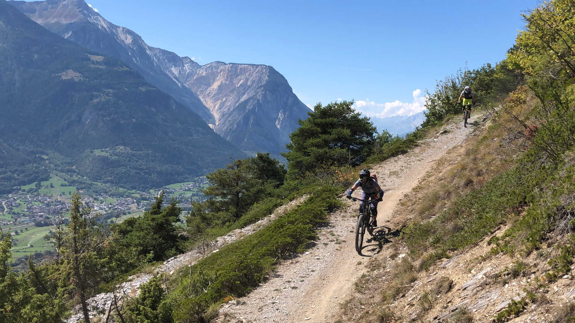 Journée shuttles VTT et E-Bike dans le Haut-Valais : de l'autre côté de la Raspille, plus de 4'000 m de descente