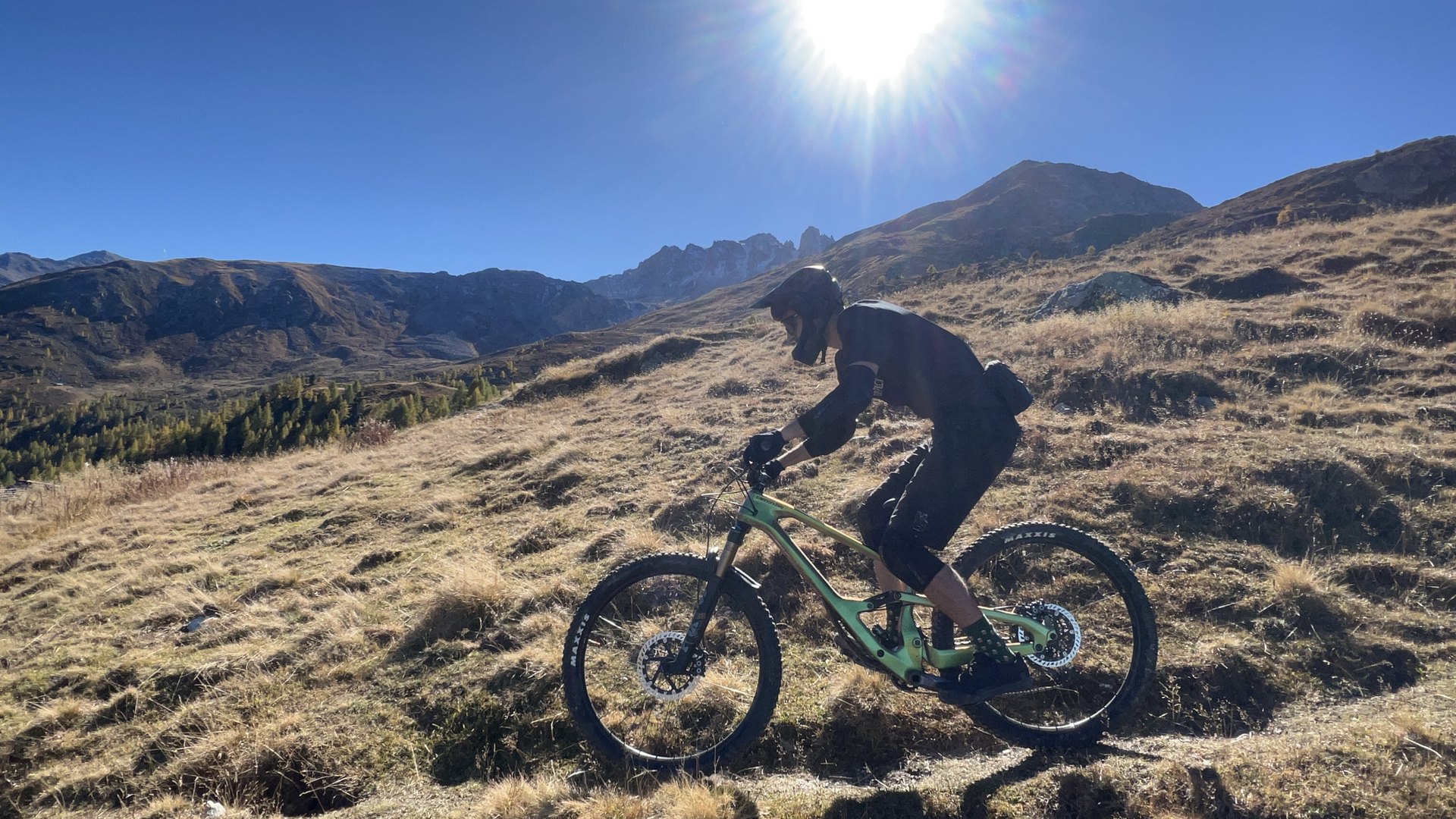 Navettes enduro en Valais central