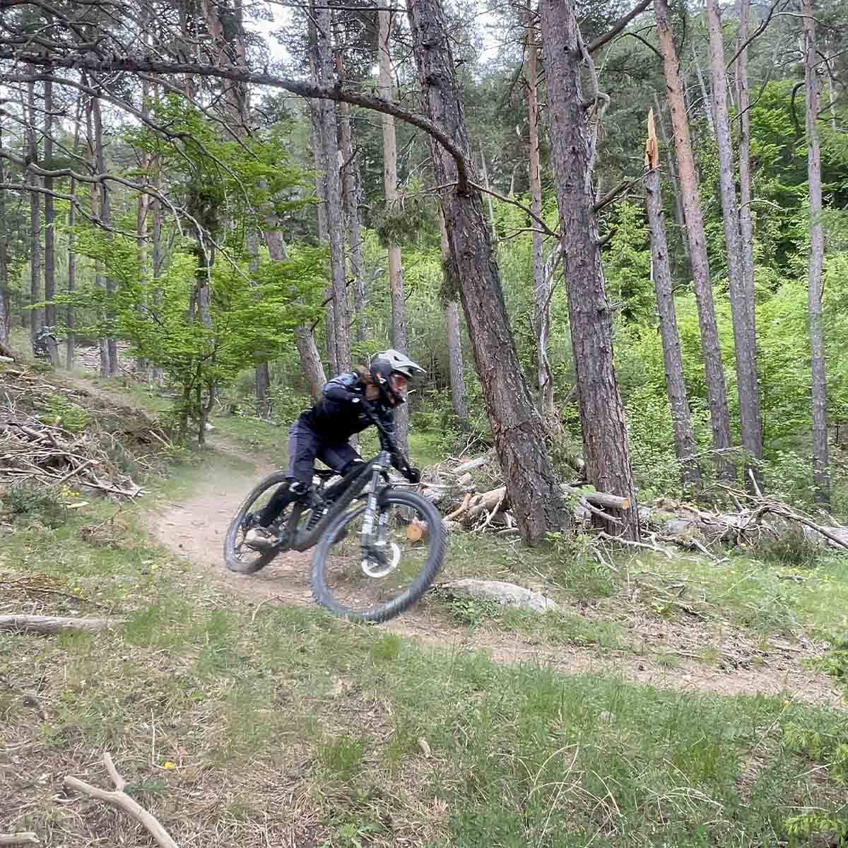 2512-bike-shuttles-en-valais-avec-guide-swisscycling-34