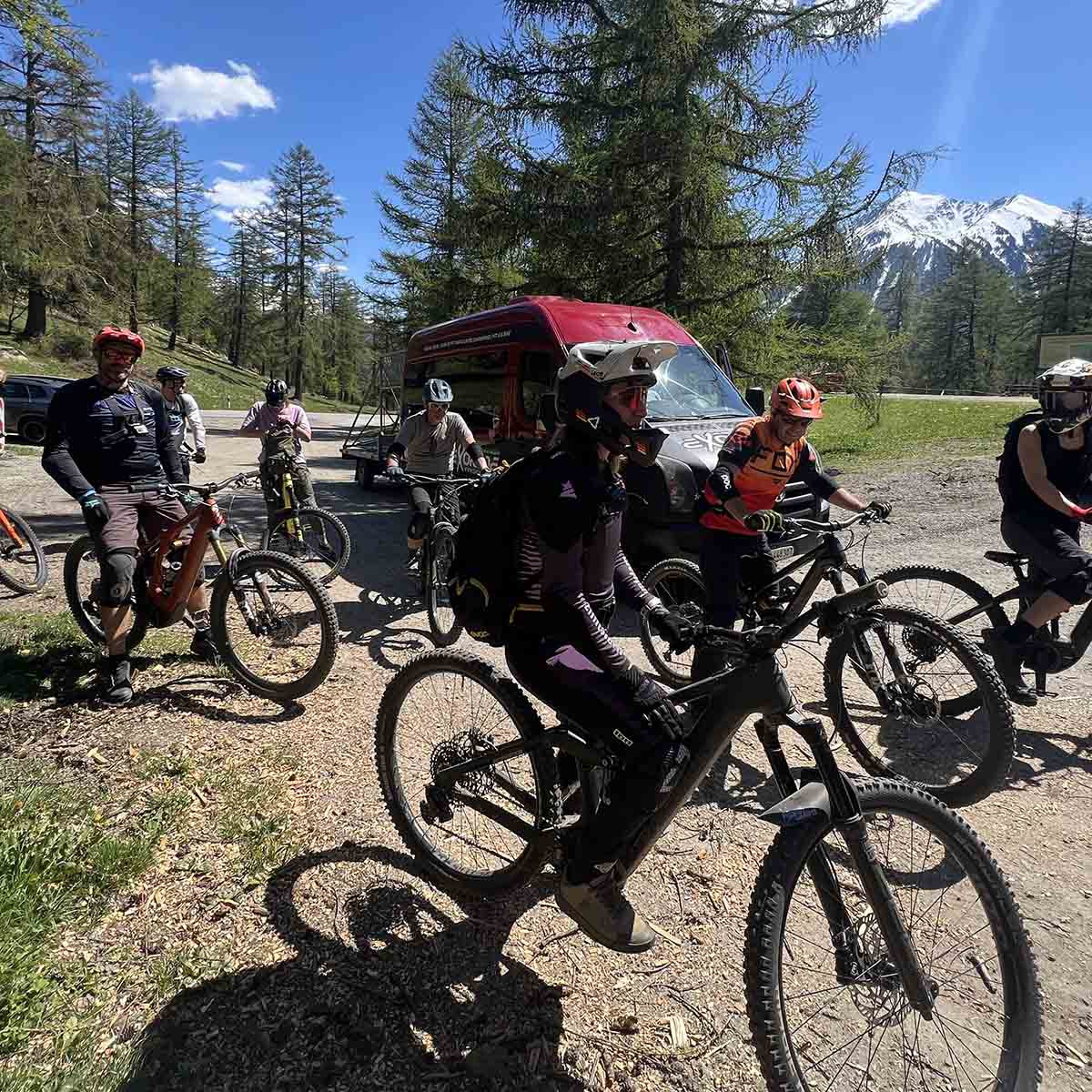 2512-organisation-mtb-shuttles-en-valais