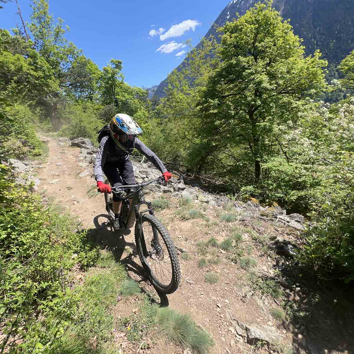 2512-shuttles-velo-valais