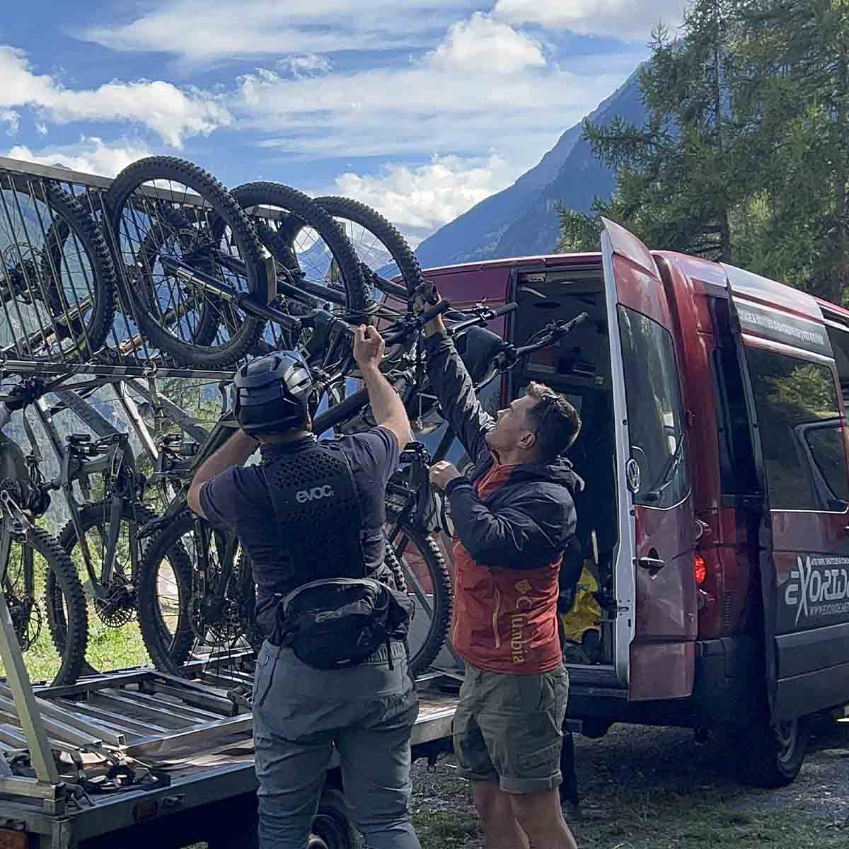 2512-shuttles-vtt-enduro-haut-valais-06