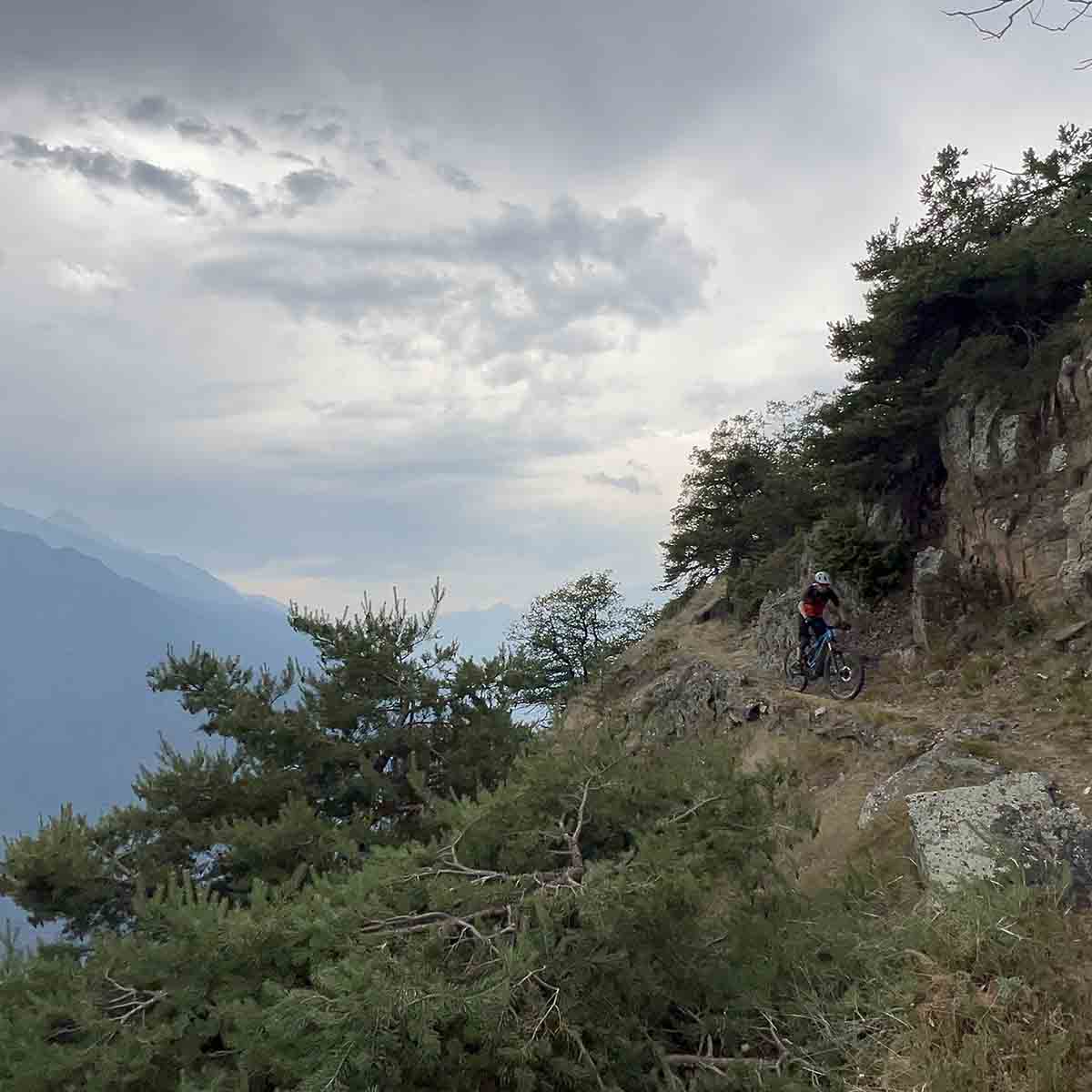 2606-sejour-ebike-vallee-aoste-itinerance