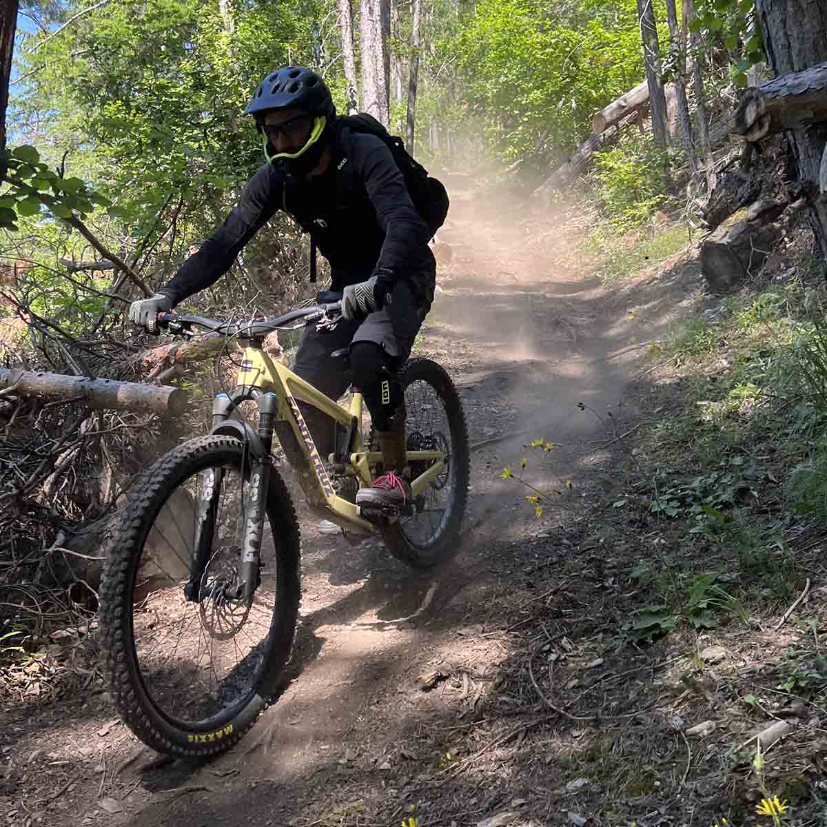 enduro-mountainbike-shuttles-schweiz
