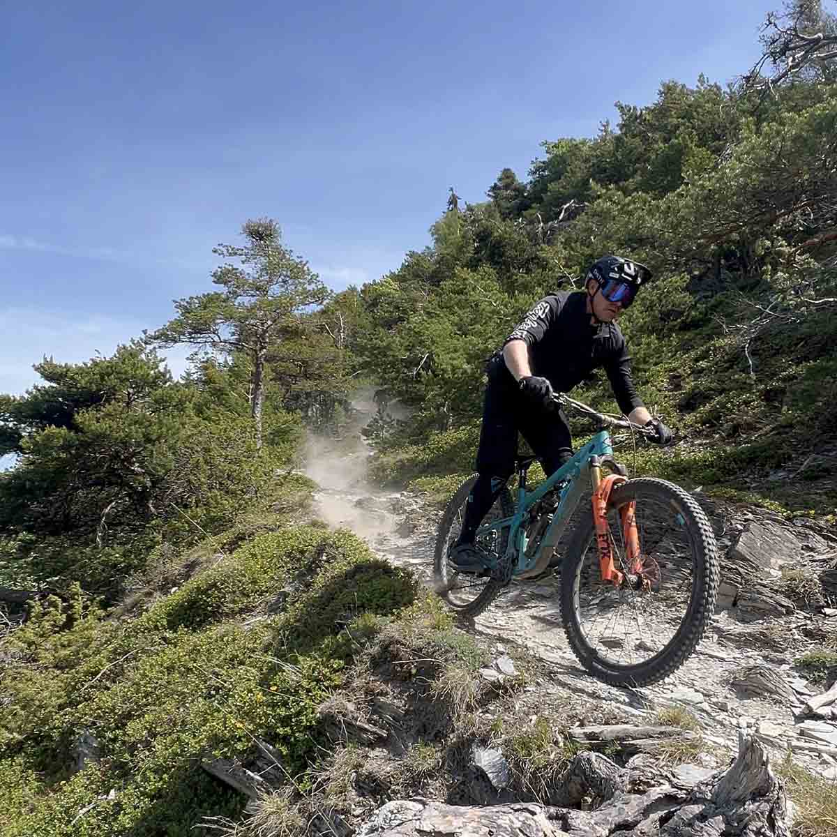 shuttles-vtt-enduro-guide-certifie-swiss-cycling