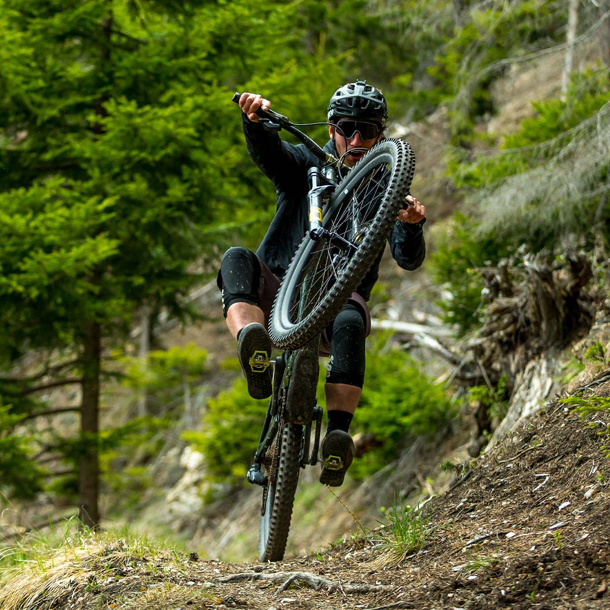 shuttles-vtt-enduro-valais