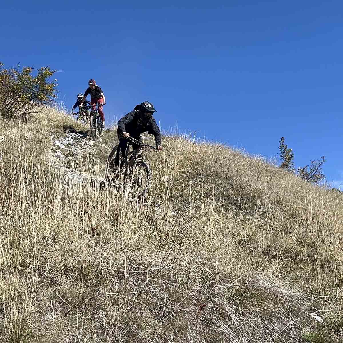 shuttles-vtt-enduro-suisse-20