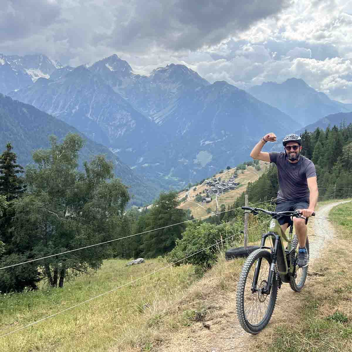 2606-sortie-entreprise-ebike-en-valais-avec-guide