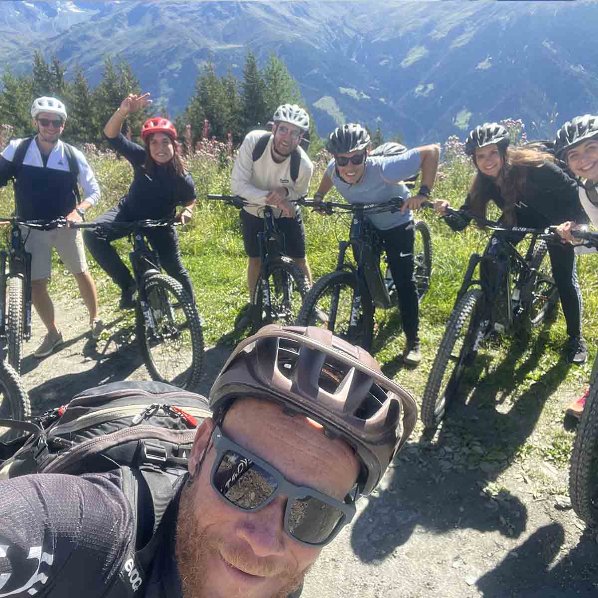 2606-teambuilding-vtt-electrique-valais-avec-guide-et-location