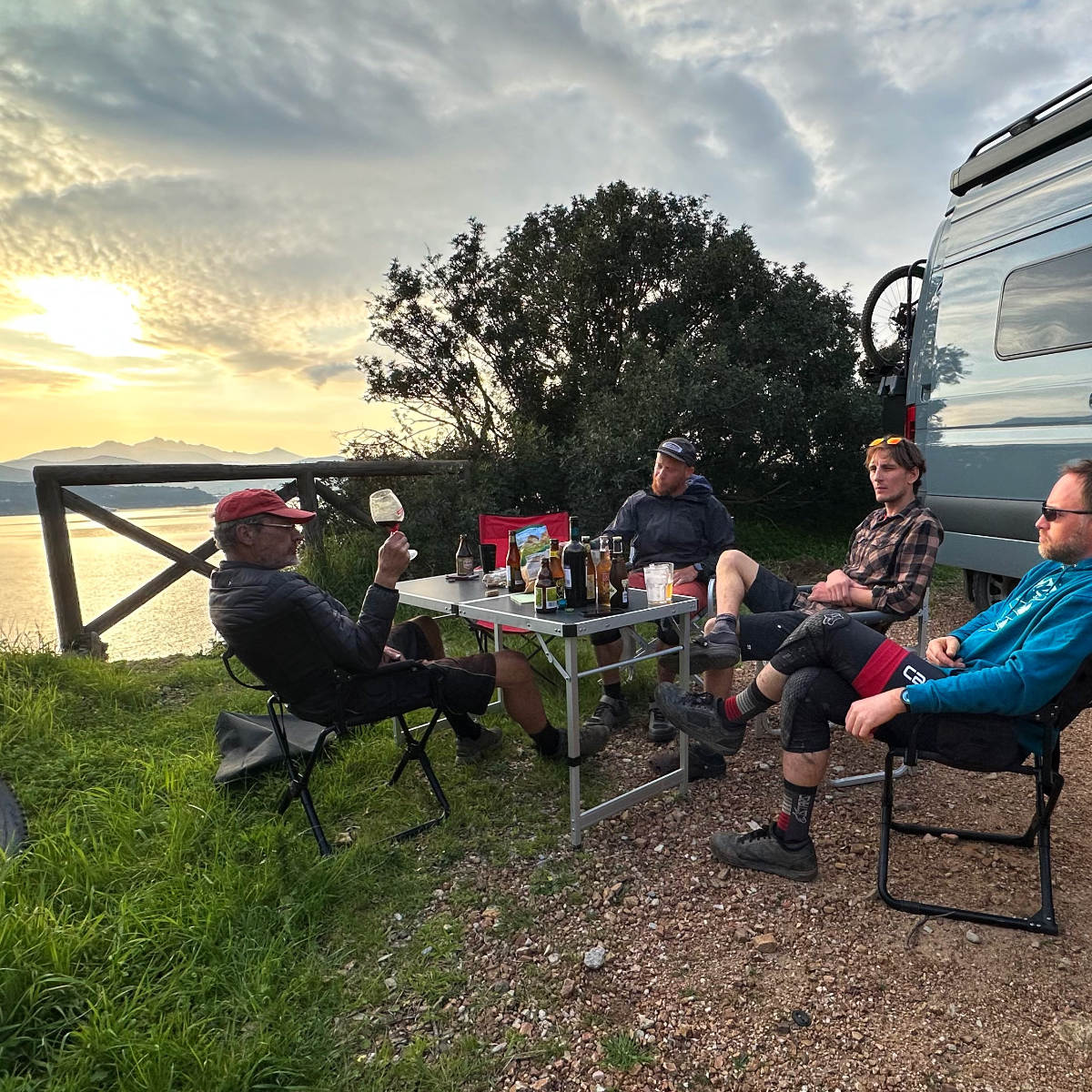2608-sejour-ebike-camping-car-toscane