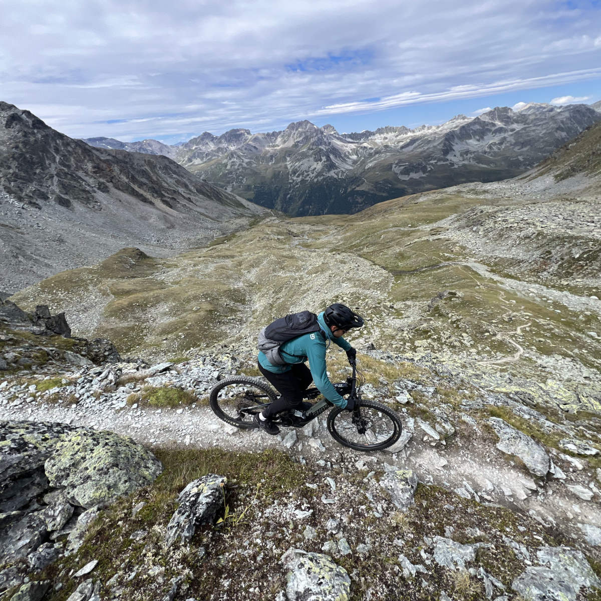 2608-emtb-haute-route-switzerland