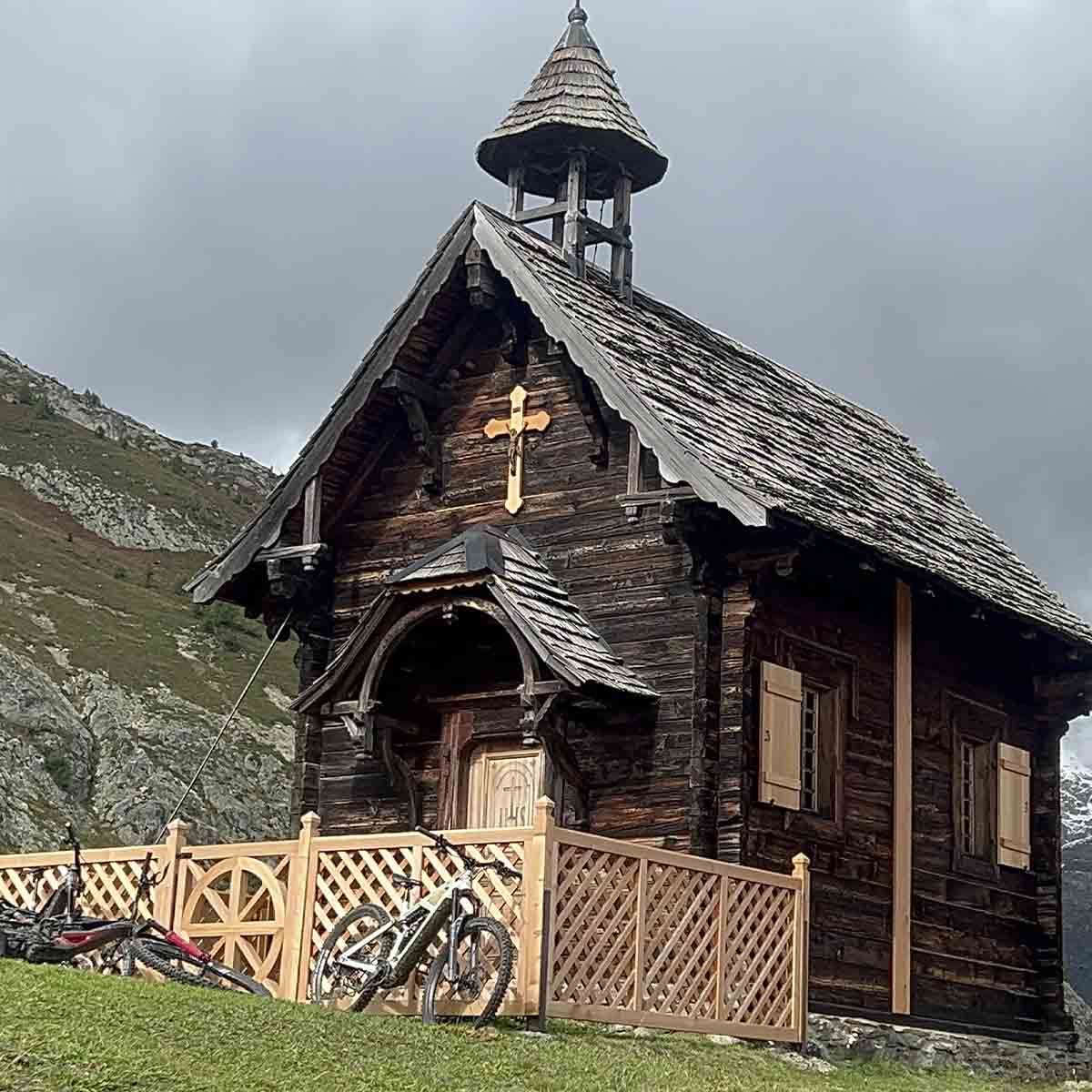 mountainbike-tour-restipass-valais-01