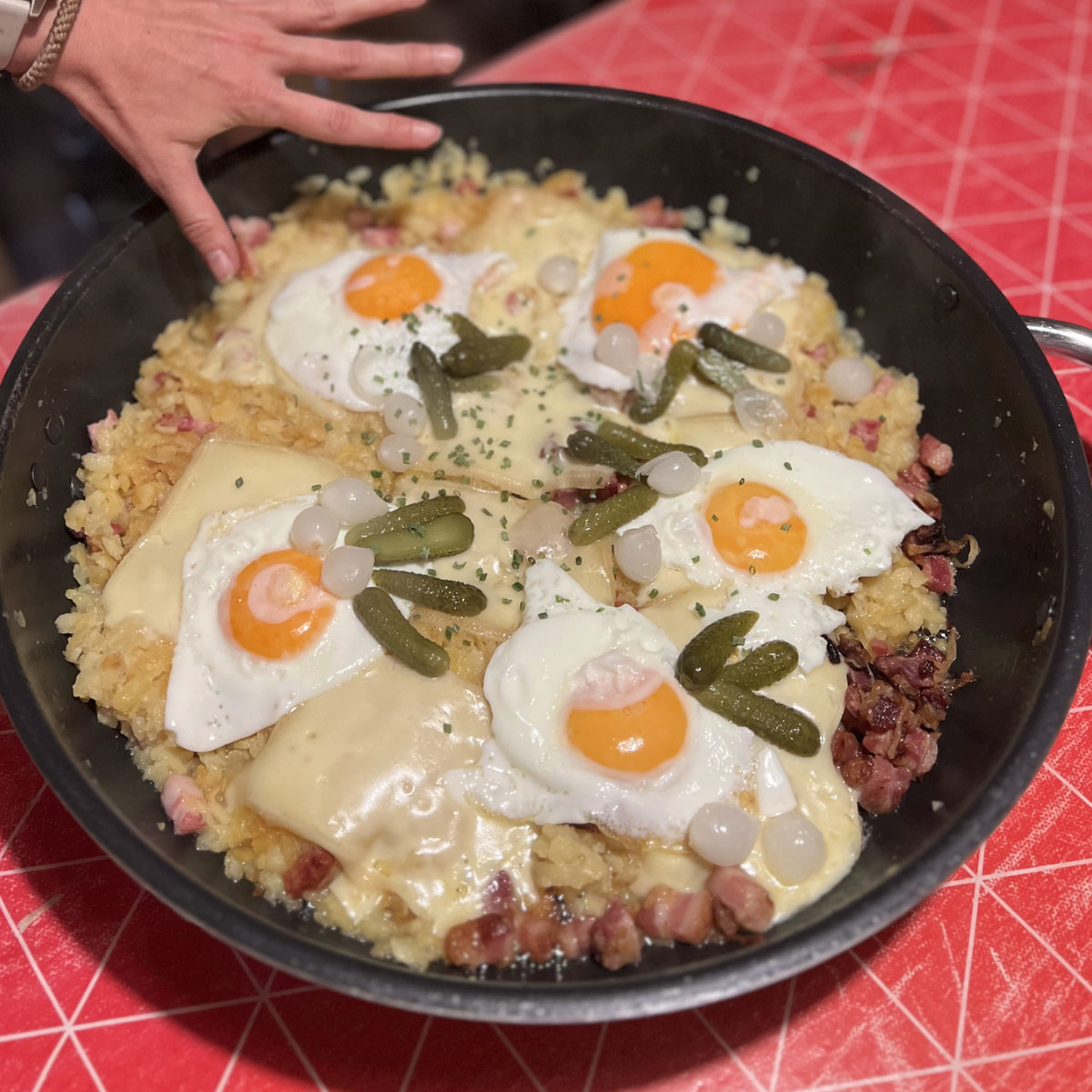 2608-les-delicieux-roestis-de-wildstrubel-hutte