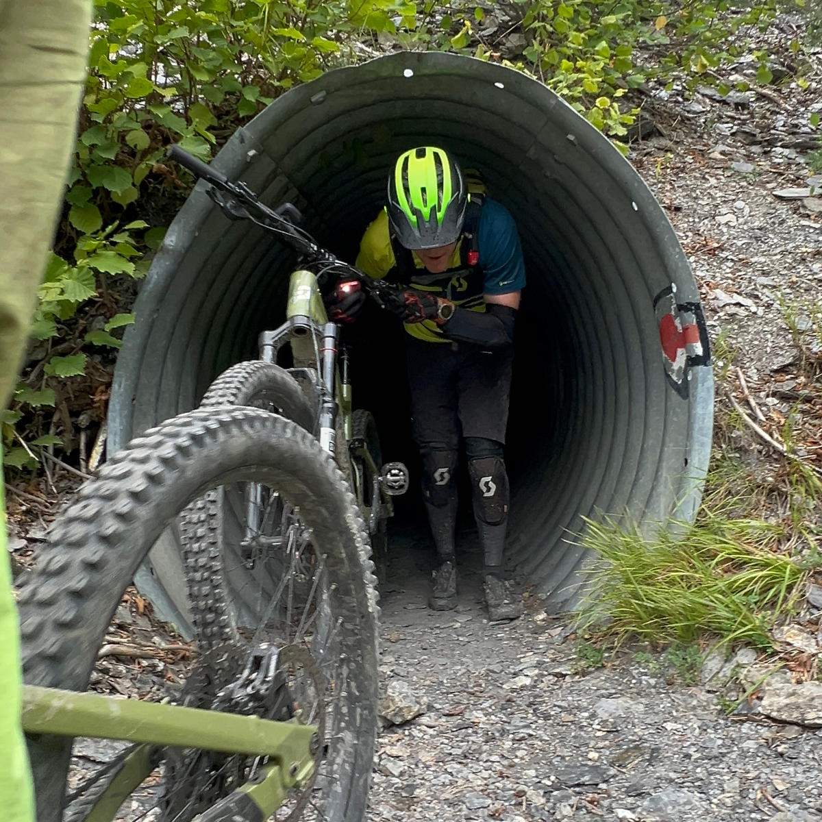2608-passage-de-bisse-ayent-a-vtt