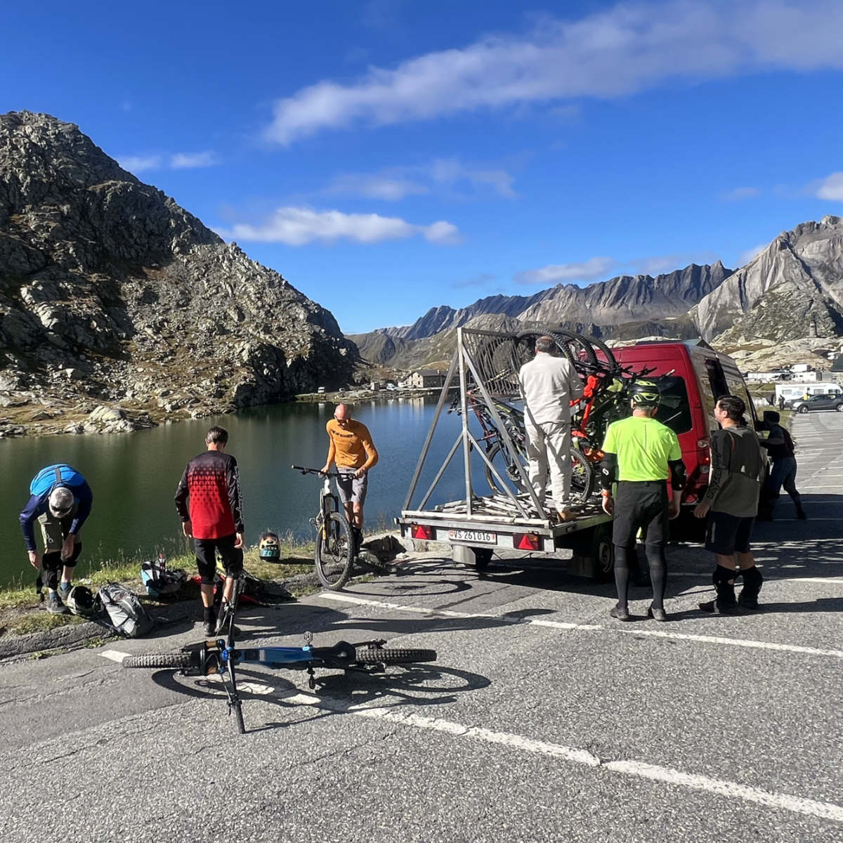 2608-taxi-transport-vtt-col-grand-saint-bernard