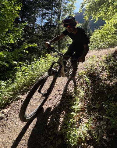 Navettes enduro en Valais