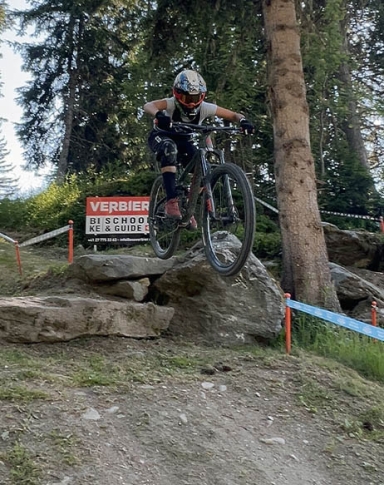 MTB coaching with a professional instructor in Switzerland