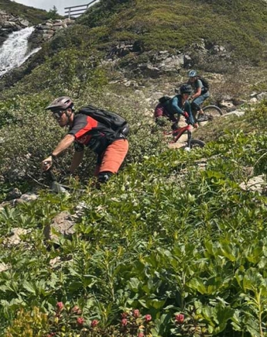 MTB coaching with a professional instructor in Switzerland