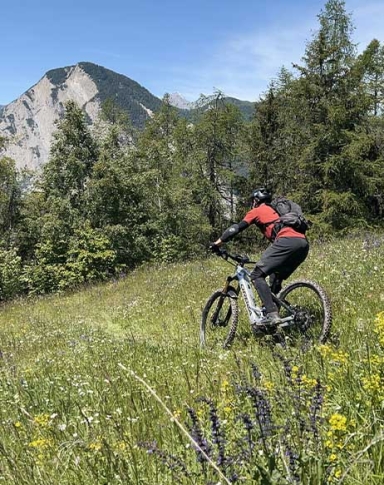 Navettes enduro en Valais